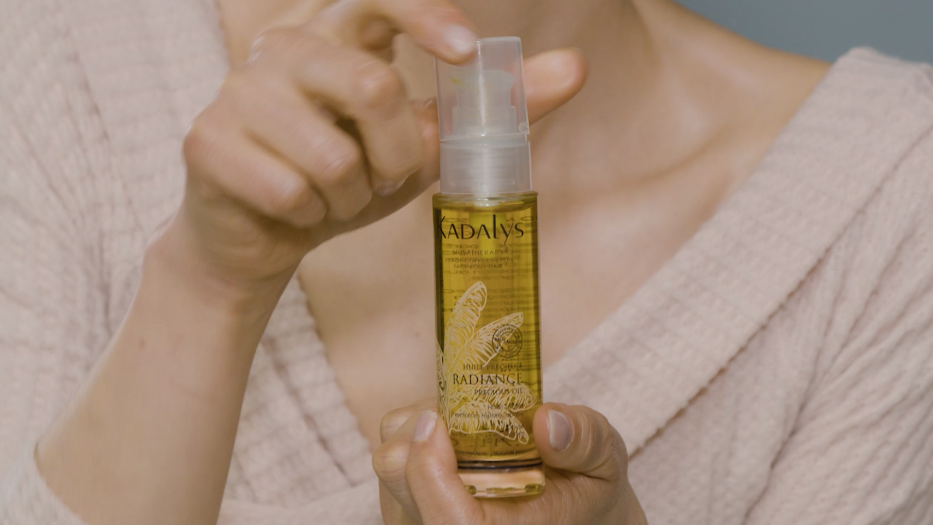 huile précieuse radiance bio kadalys pour le massage du visage