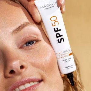 Crème solaire teintée Madara